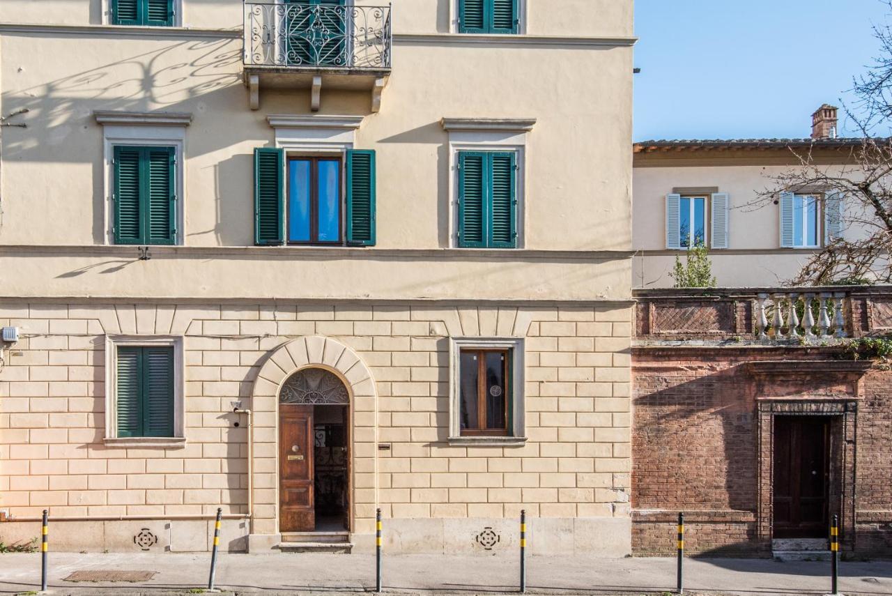 Curtatone Apartment Siena Bagian luar foto